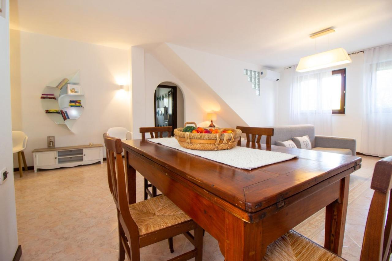 Isla Country Apartments Alghero سانتا ماريا لا بالما المظهر الخارجي الصورة