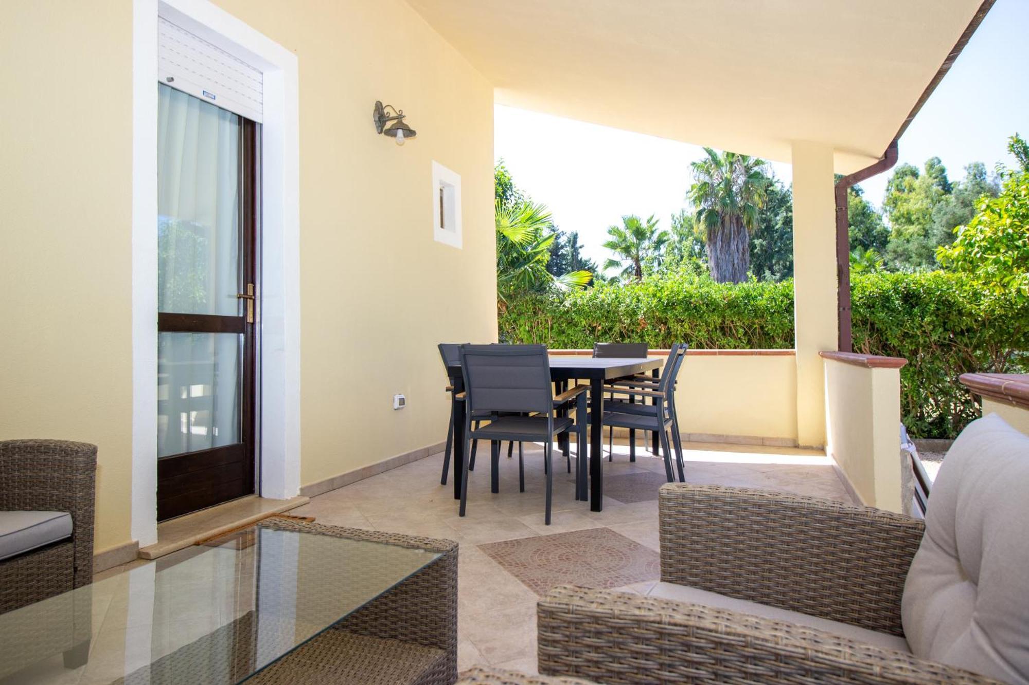 Isla Country Apartments Alghero سانتا ماريا لا بالما المظهر الخارجي الصورة
