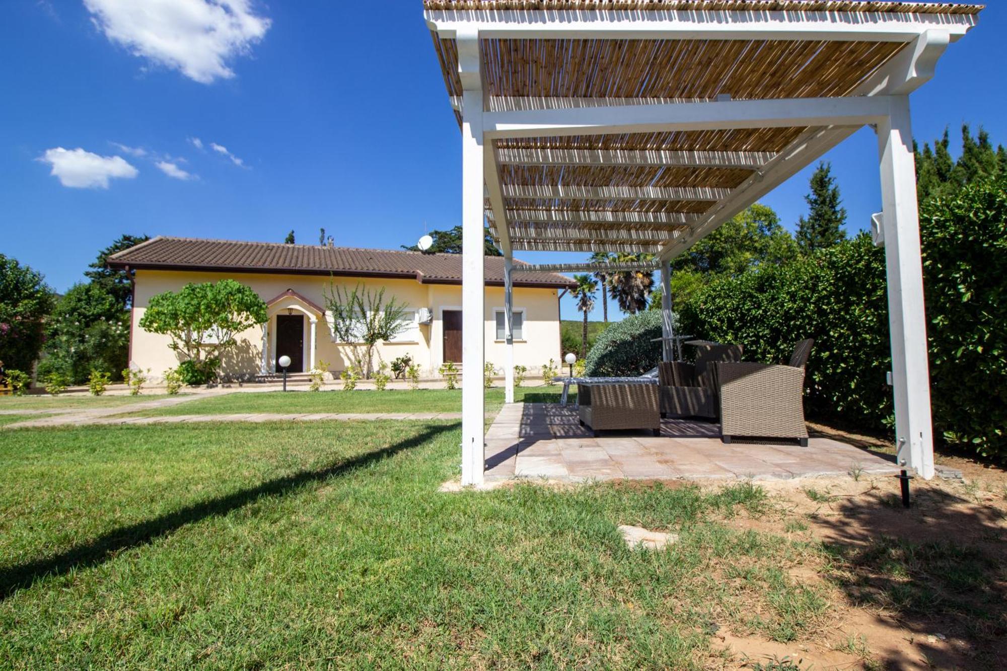 Isla Country Apartments Alghero سانتا ماريا لا بالما المظهر الخارجي الصورة