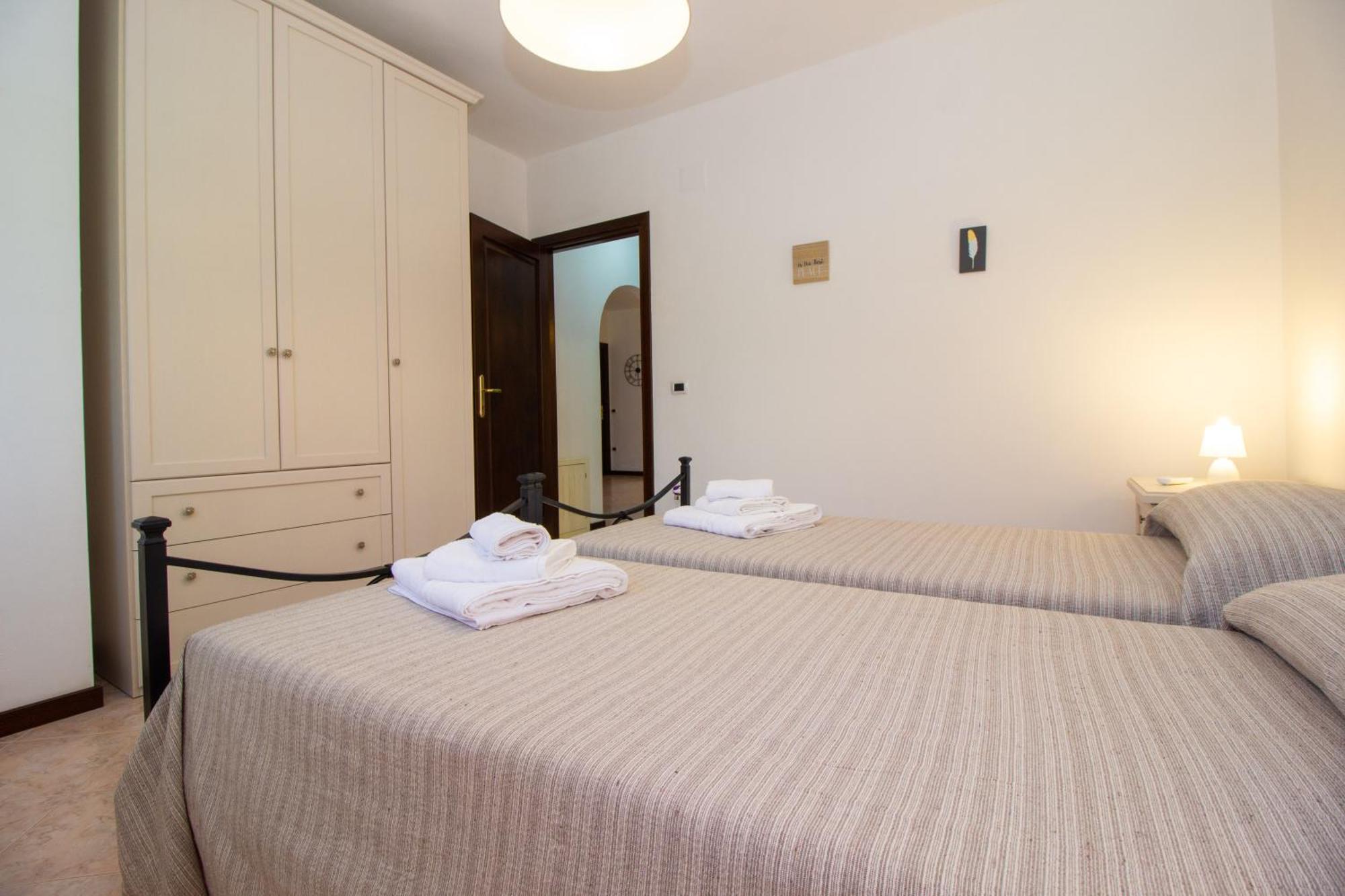 Isla Country Apartments Alghero سانتا ماريا لا بالما المظهر الخارجي الصورة