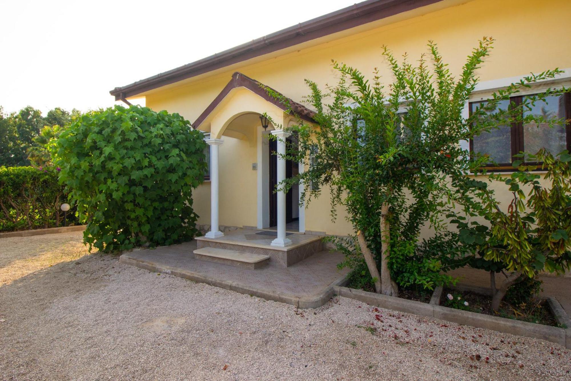 Isla Country Apartments Alghero سانتا ماريا لا بالما المظهر الخارجي الصورة